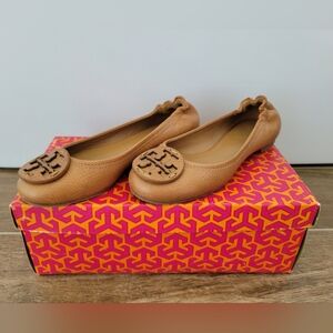Tory Burch Reva tumbled leather royal tan ballet flats size 5